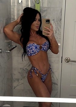 Bree Clarke image 1 of 1