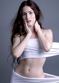 Brenda Abrahao image 2 of 2