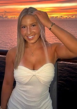 Bria Hendry image 4 of 4