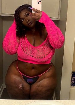 Bria Jones image 3 of 4