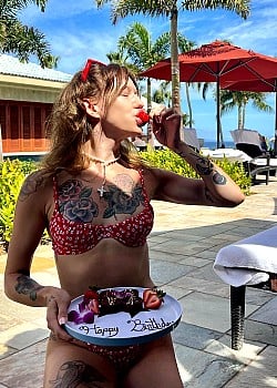 Bria Vinaite image 3 of 4