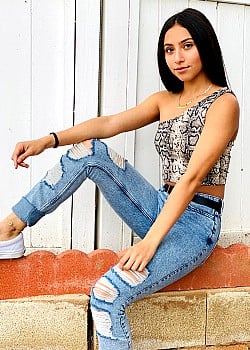 Brianna Tavares image 4 of 4