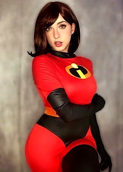 Brianna Torres image 3 of 4