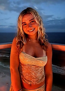 Brianna Walker image 2 of 4