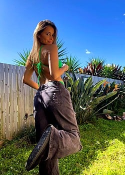 Bright Emily image 2 of 4