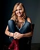 Britt Robertson image 3 of 4