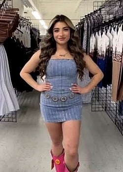 Brittney Guizar image 2 of 4