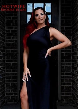 Brooke Blaze image 2 of 3