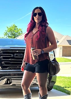 Brooke Blaze image 3 of 3