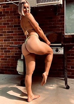 Brooke Byrt image 2 of 4