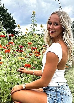 Brookelyn Miles image 4 of 4