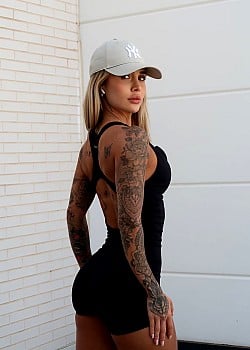 Bruna Correa image 4 of 4