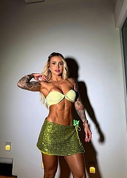 Bruna Correa image 1 of 4
