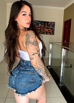 Bruna Fermiano image 4 of 4