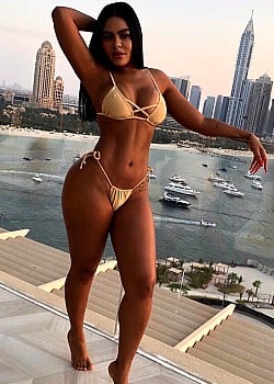 Bruna Valentim image 4 of 4