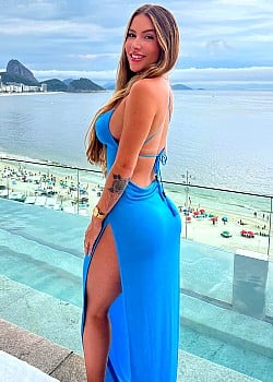 Bruna Viannay image 2 of 4