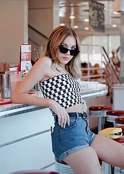 Brynn Rumfallo image 3 of 4
