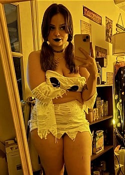 Bunny Lovesky image 2 of 4