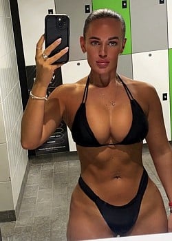 Caitlan Cox image 2 of 2