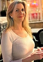 Caitlin Roth profile photo