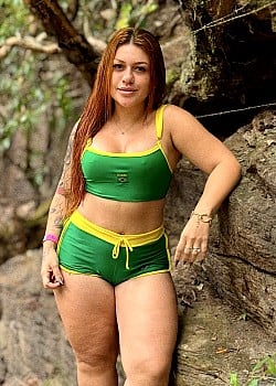 Camila Brandao image 3 of 4