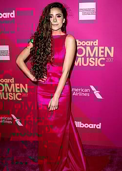 Camila Gallardo image 1 of 3