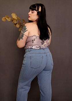Camila Larroyd image 2 of 4
