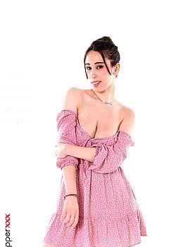 Camila Nissa image 3 of 4