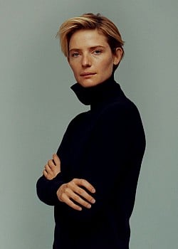 Camilla Deterre image 2 of 3