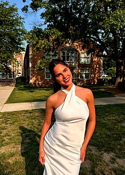Camryn Heon-Diaz De Leon image 2 of 4
