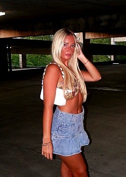 Camryn Jones image 2 of 2