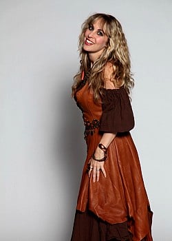 Candice Night image 3 of 4