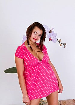 Candy Demenko image 2 of 4