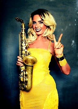 Candy Dulfer image 1 of 4