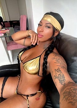 Candyaxxx image 1 of 1