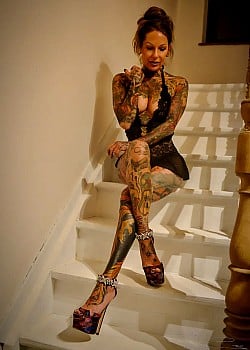 Carine Arnould image 2 of 3