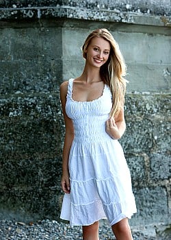 Carisha image 3 of 4