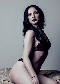 Carissa White image 2 of 4