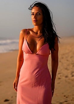 Carla Castilho image 2 of 4