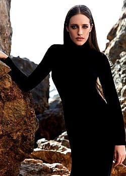 Carly Chaikin image 4 of 4