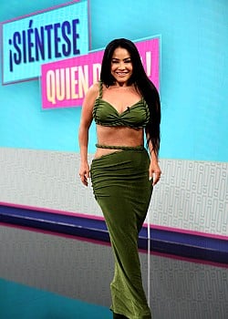 Carolina Sandoval image 2 of 4