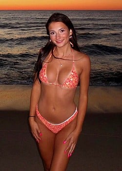 Caroline Bedetti image 2 of 4