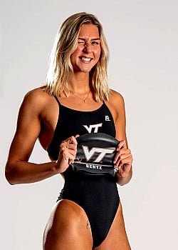 Caroline Bentz image 2 of 4