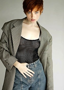 Caroline Hahn image 4 of 4