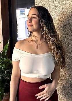 Catarina Brandao image 2 of 4