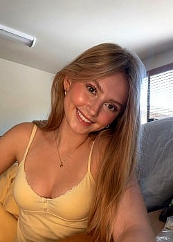 Celeste Riemersma image 3 of 3