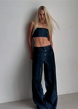 Celine Albar image 3 of 4