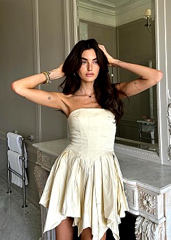 Celine Bethmann image 3 of 4