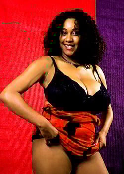 Chaka T. image 4 of 4