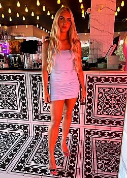 Charley Hull image 2 of 2
